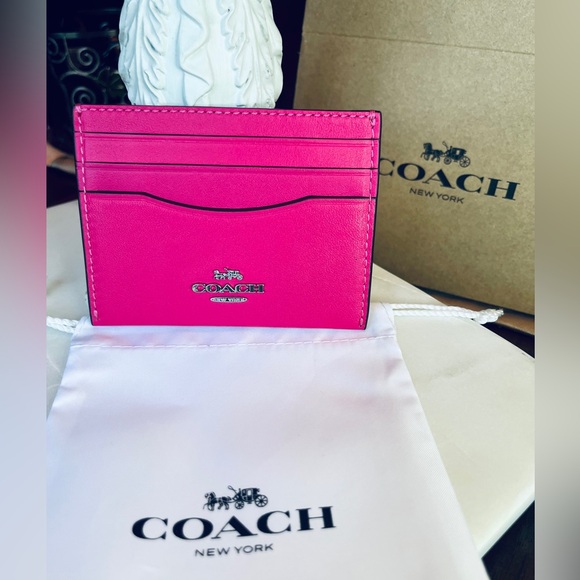Coach Pink Dragonfruit Slim ID Card Case/Holder w/Coach Dustbag & Gift Box NWT - Picture 1 of 6